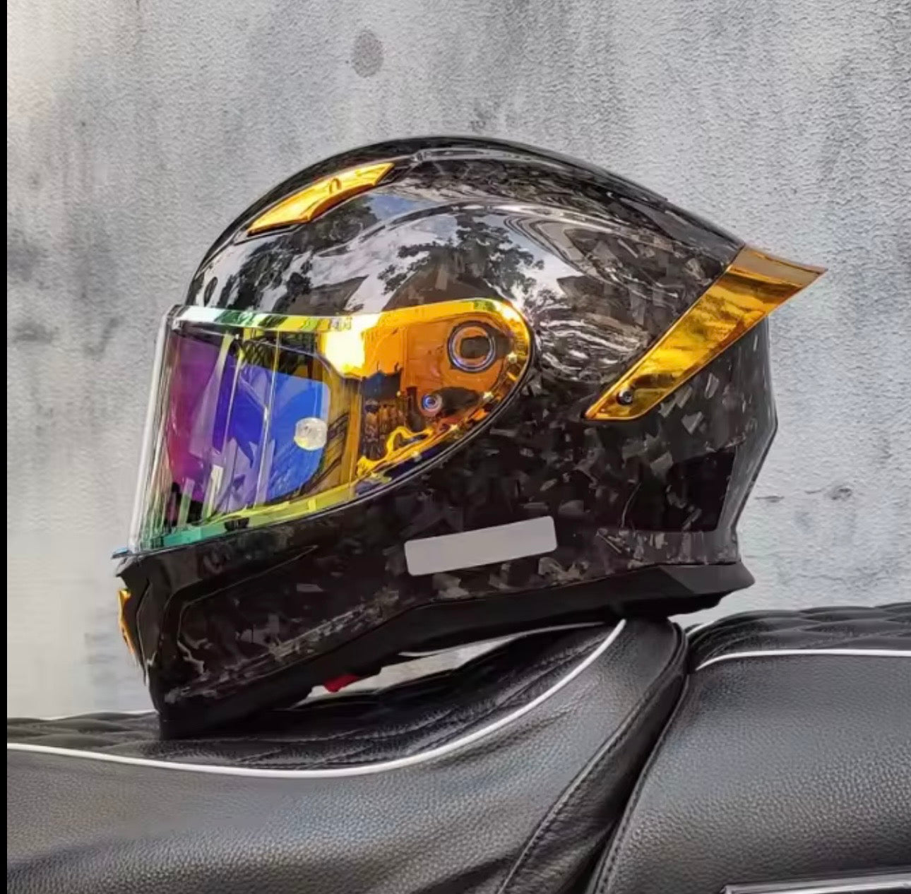 🏍️ Premium Full-Face Motorhelm – Carbon Look & High Performance
