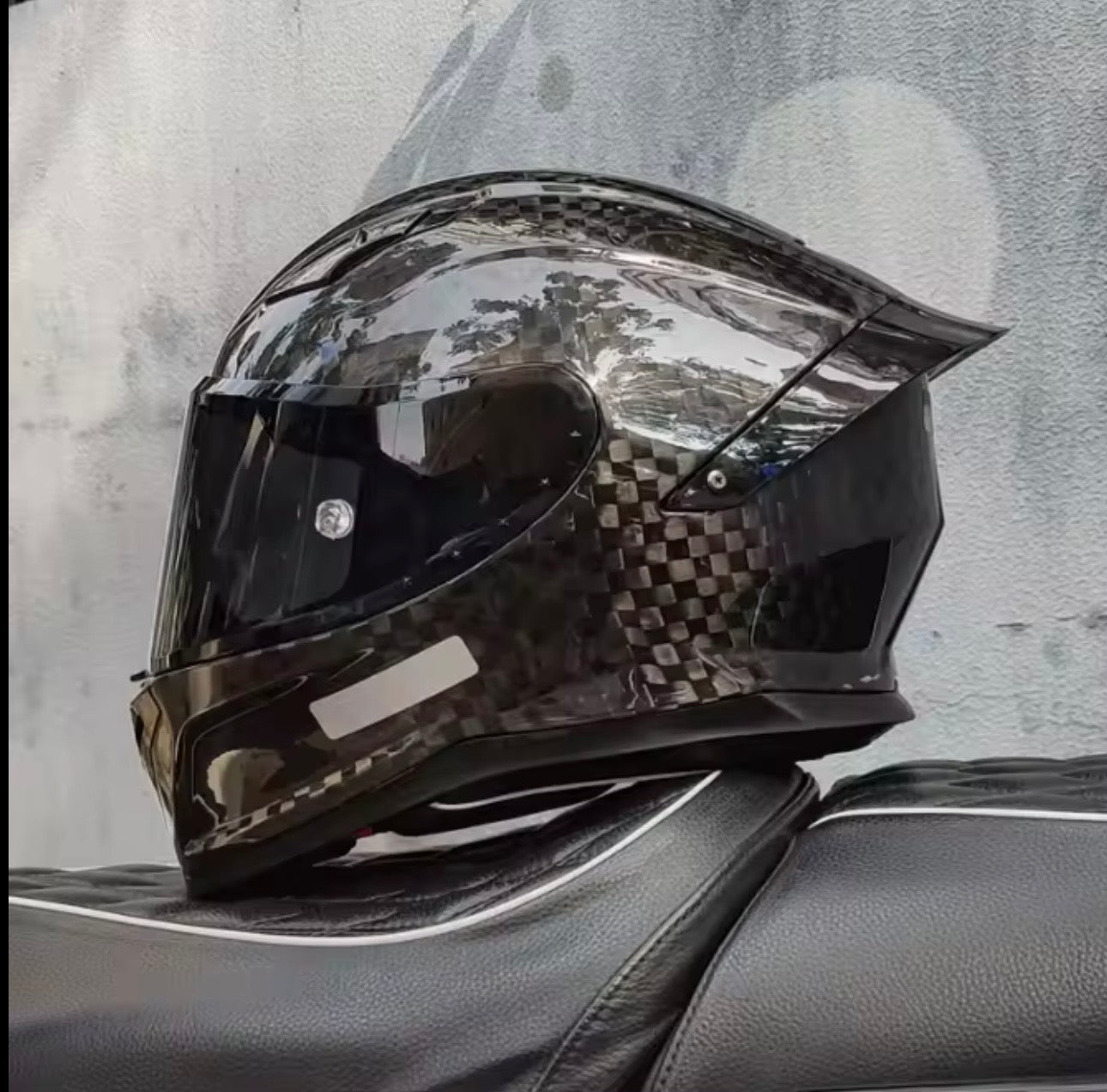 🏍️ Premium Full-Face Motorhelm – Carbon Look & High Performance