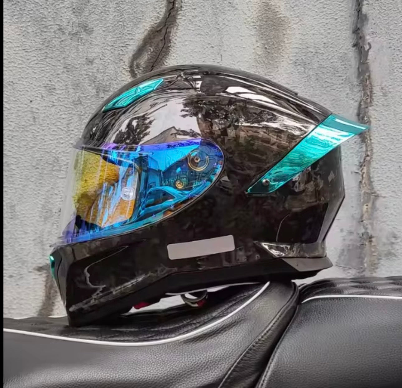 🏍️ Premium Full-Face Motorhelm – Carbon Look & High Performance