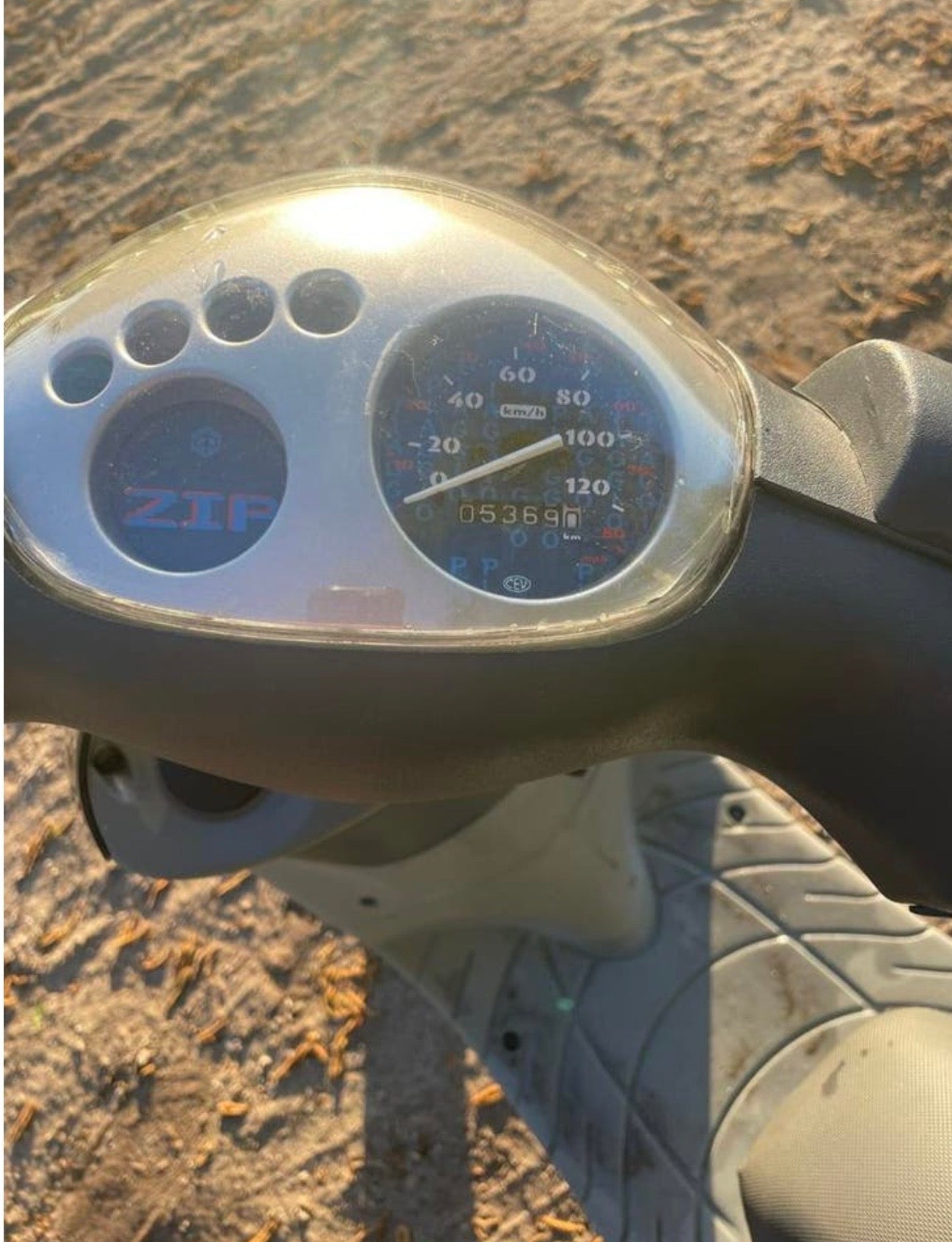 🔥💥 Piaggio Zip 2000 2T – UNIEKE STAAT • SLECHTS 5.000 KM • VOLLEDIG NAGEKEKEN 💥🔥