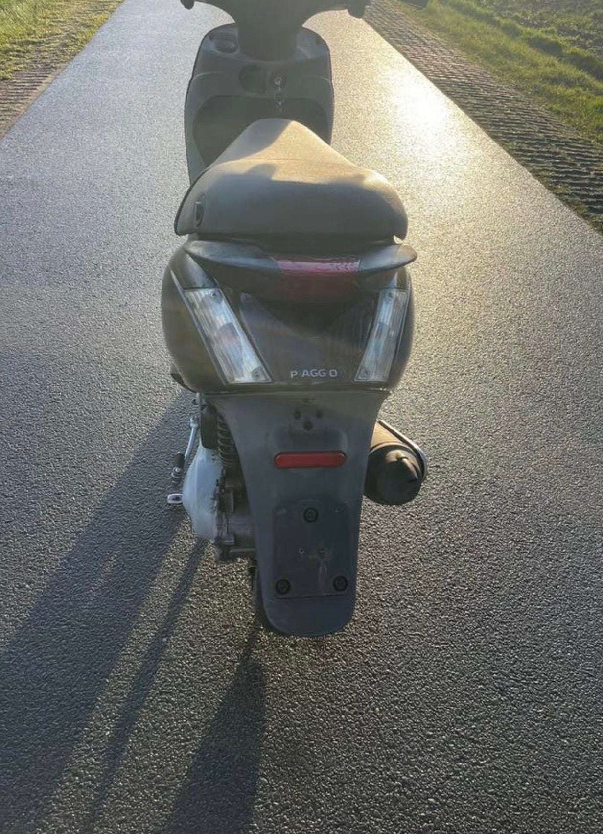 🔥💥 Piaggio Zip 2000 2T – SHOWROOMSTAAT • VOLLEDIG GEREVISEERD • DIRECT RIJKLAAR 💥🔥