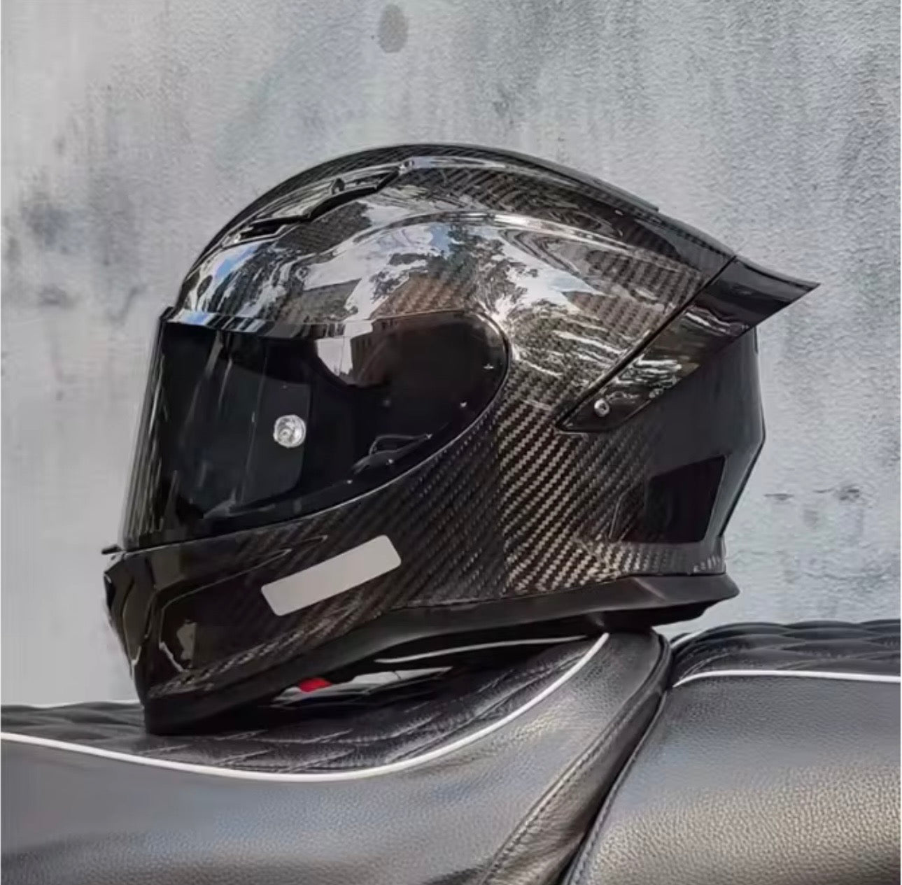 🏍️ Premium Full-Face Motorhelm – Carbon Look & High Performance