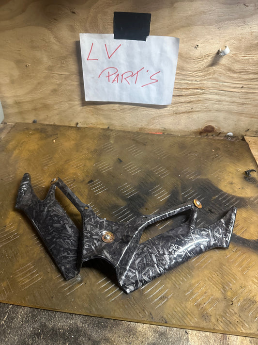 Leuke air wing om te monteren op de voorkap van aerox