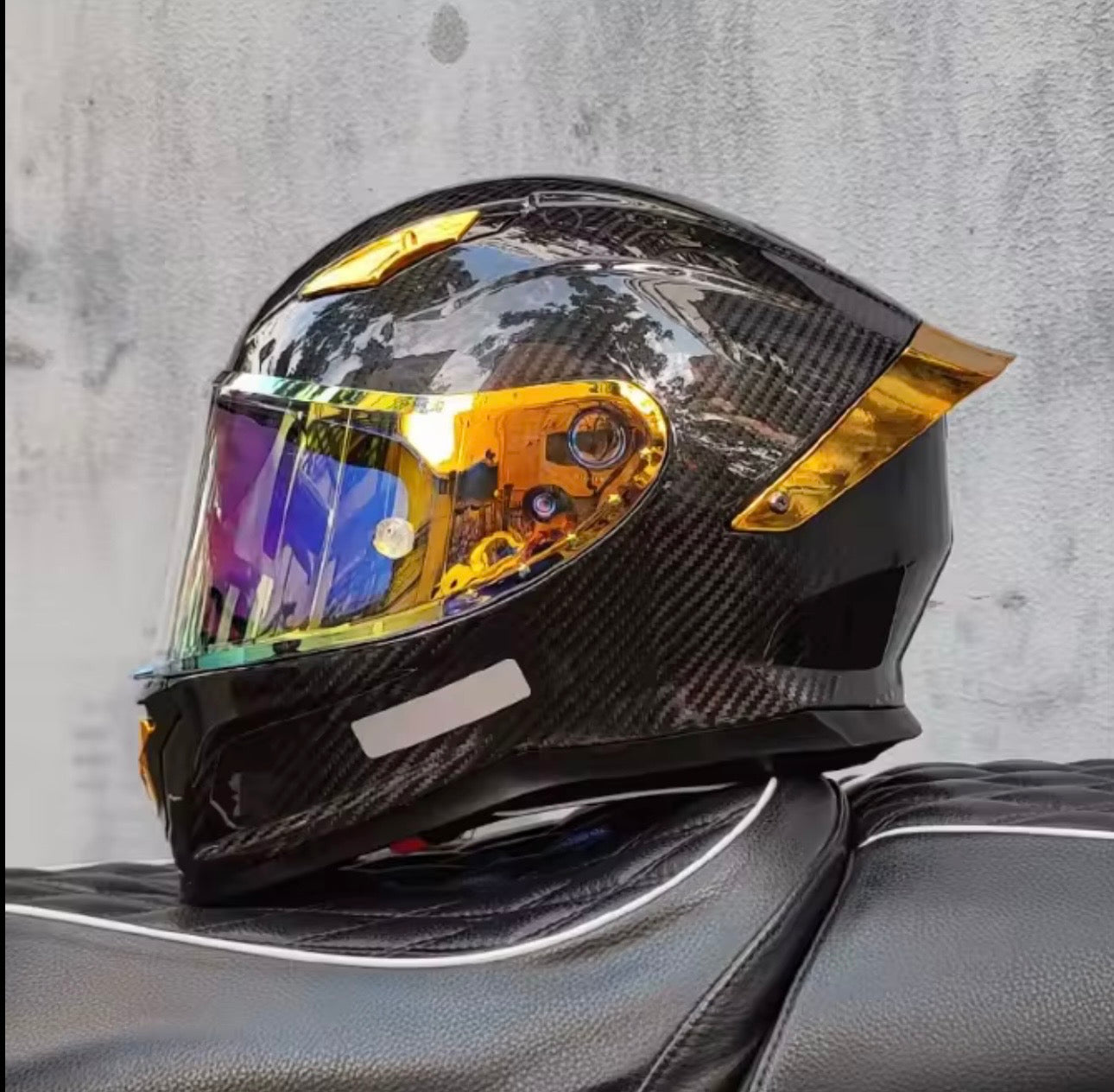 🏍️ Premium Full-Face Motorhelm – Carbon Look & High Performance