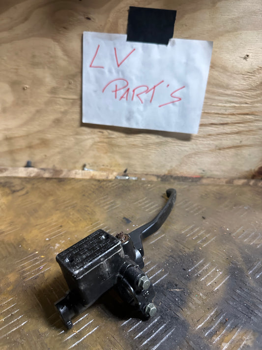 Voor rem pomp Piaggio zip